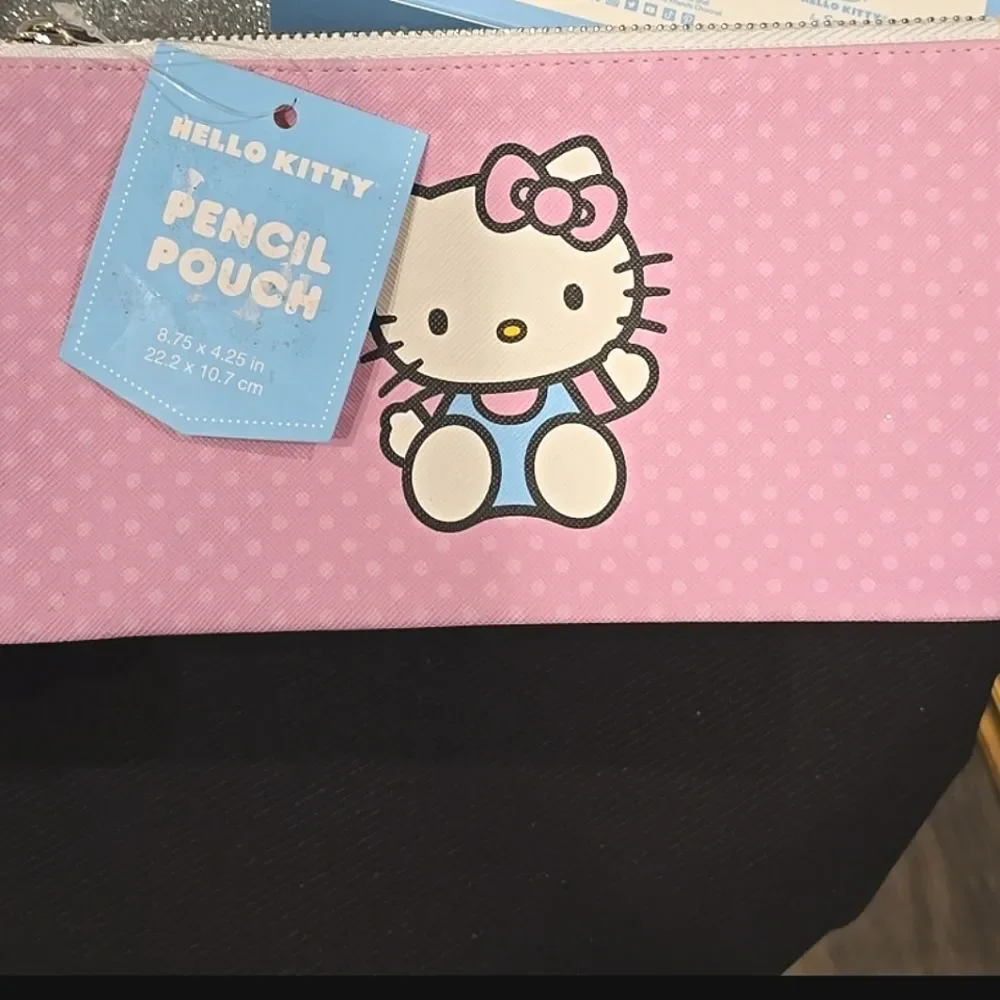 Hello Kitty Pencil Pouch, Reporter's List Pad, & Notecard Set‎